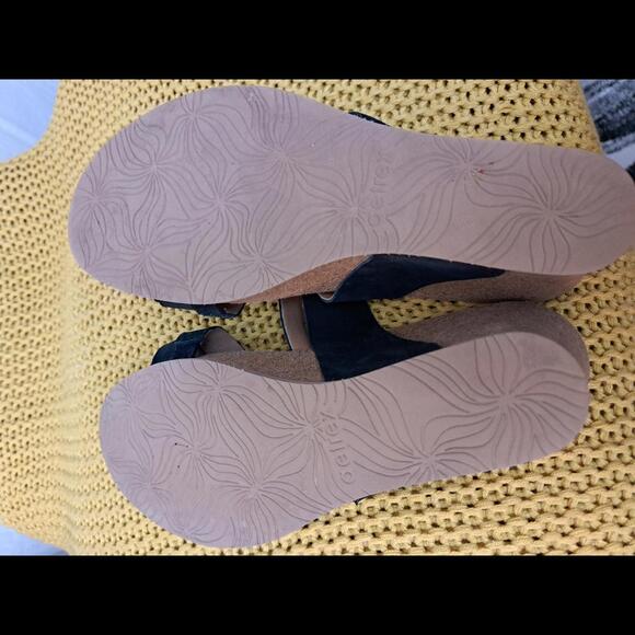 AERTREX WOMENS KIMMY WEDGE SANDLE - Picture 4 of 4